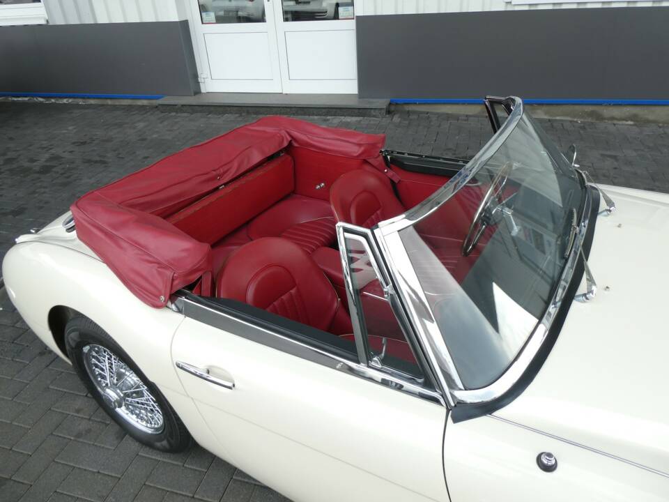Immagine 19/28 di Austin-Healey 3000 Mk III (BJ8) (1966)
