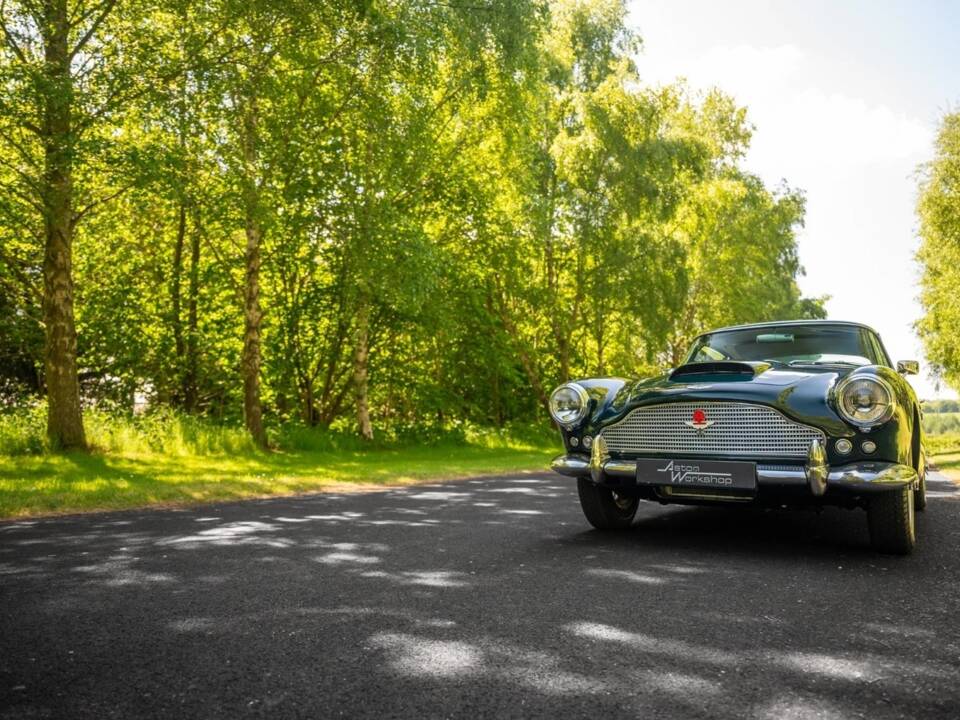 Afbeelding 17/76 van Aston Martin DB 4 (1961)