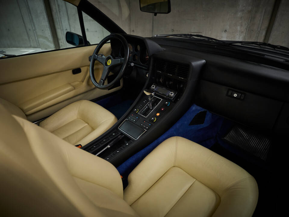 Imagen 49/100 de Ferrari 412 (1986)