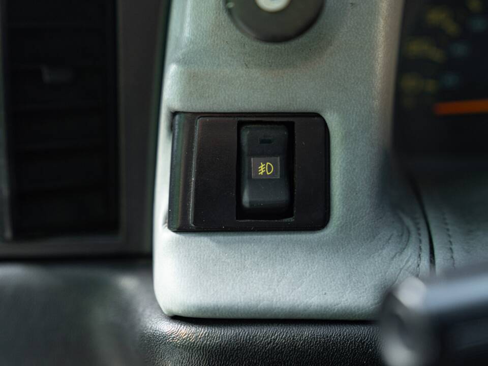 Bild 37/50 von Chevrolet Camaro Z28 (1992)