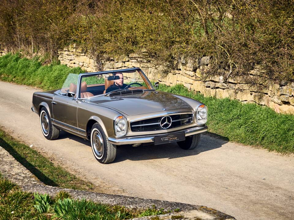 Image 3/31 of Mercedes-Benz 280 SL (1969)