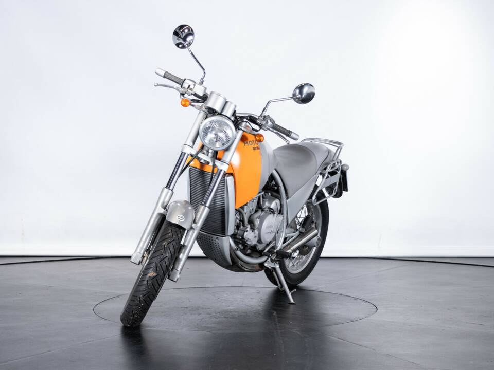 Imagen 7/38 de Aprilia Motò 650 (1996)