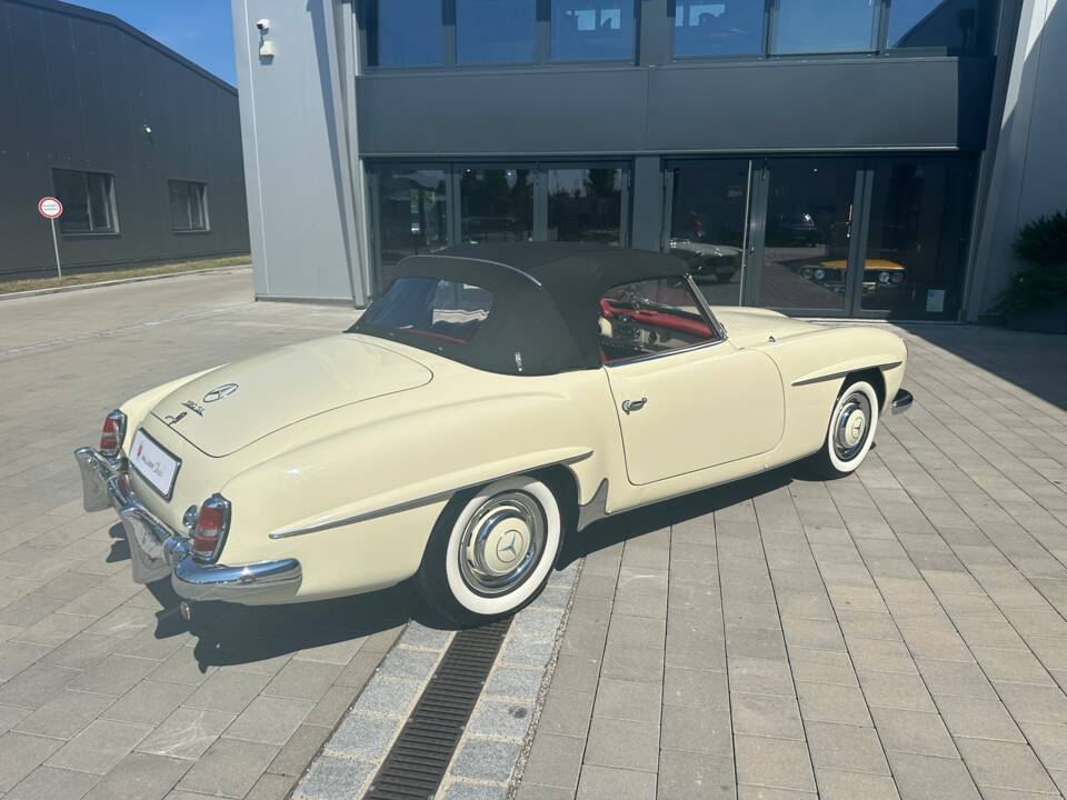 Image 29/30 of Mercedes-Benz 190 SL (1960)