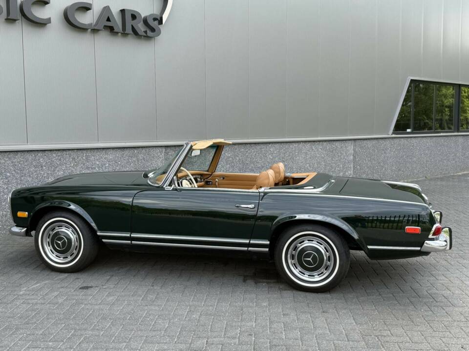 Image 18/50 de Mercedes-Benz 280 SL (1969)