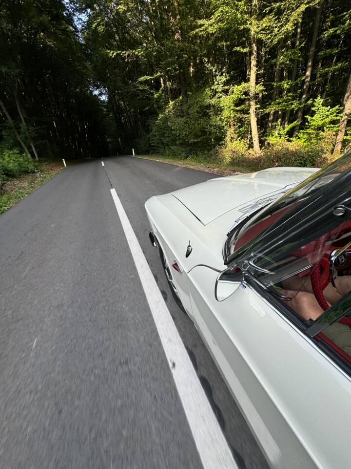 Image 37/45 of Volkswagen Karmann Ghia 1600 L (1966)