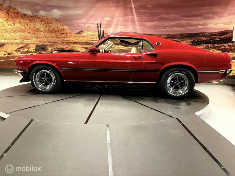 Image 18/50 de Ford Mustang Mach 1 (1996)