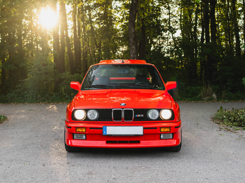 Image 7/50 of BMW M3 (1987)