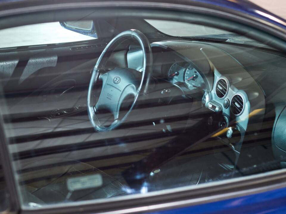 Bild 36/43 von Hyundai Coupé 2.0 (2000)