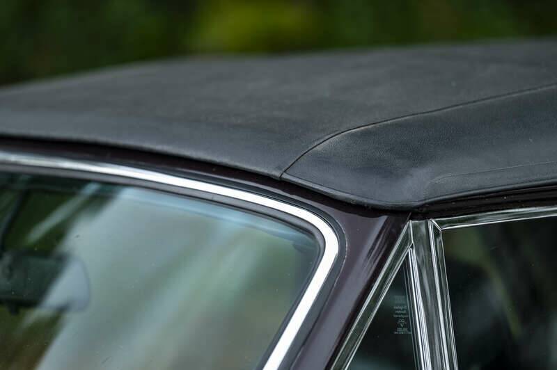 Image 16/37 of Bentley Corniche I (1978)
