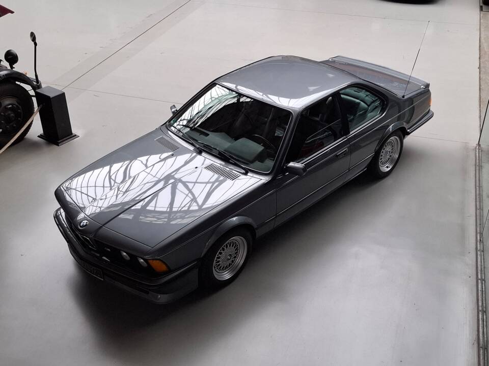 Image 2/33 of BMW M 635 CSi (1987)