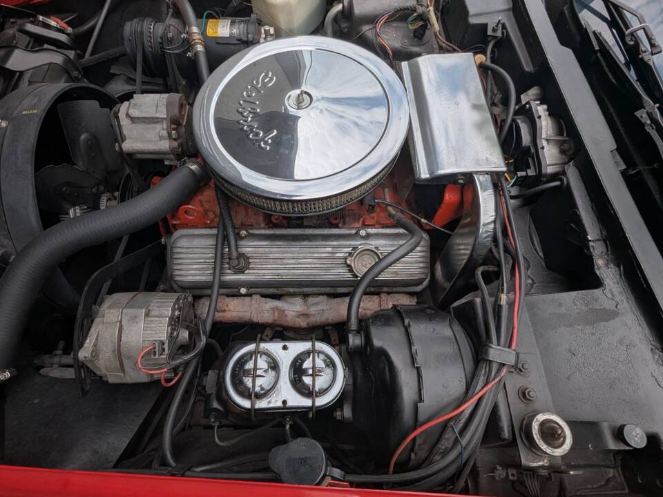 Image 37/50 of Chevrolet Corvette Stingray (1975)