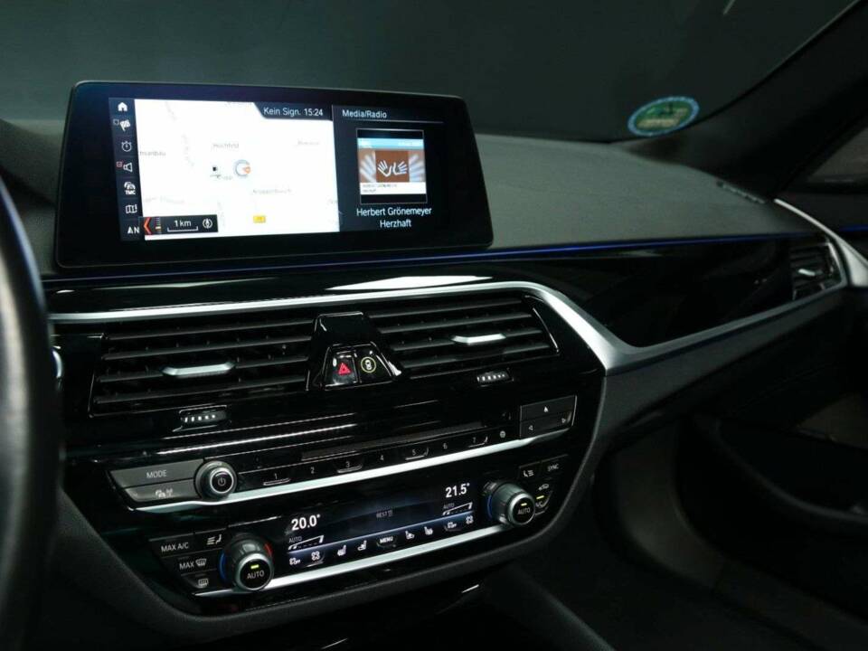 Image 20/50 of ALPINA B5 Biturbo AWD (2017)