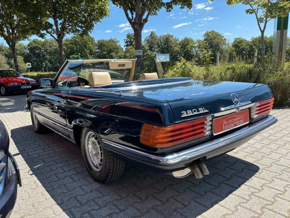 Afbeelding 8/31 van Mercedes-Benz 380 SL (1980)