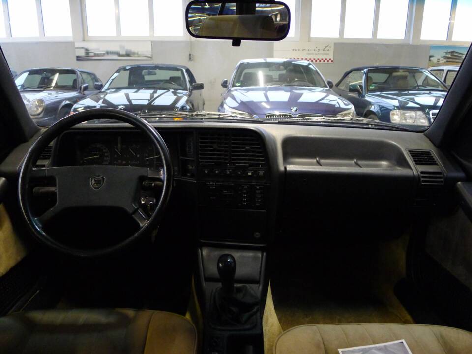 Bild 6/41 von Lancia Thema Station Wagon Turbo DS (1985)