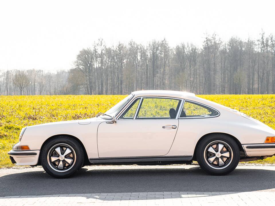 Image 3/47 de Porsche 911 2.2 S (1970)