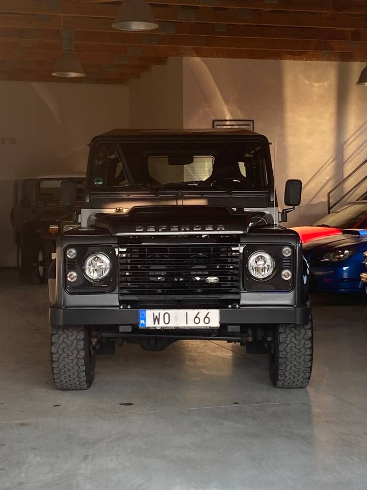 Bild 55/59 von Land Rover Defender 90 Works V8 "70th Edition" (2018)