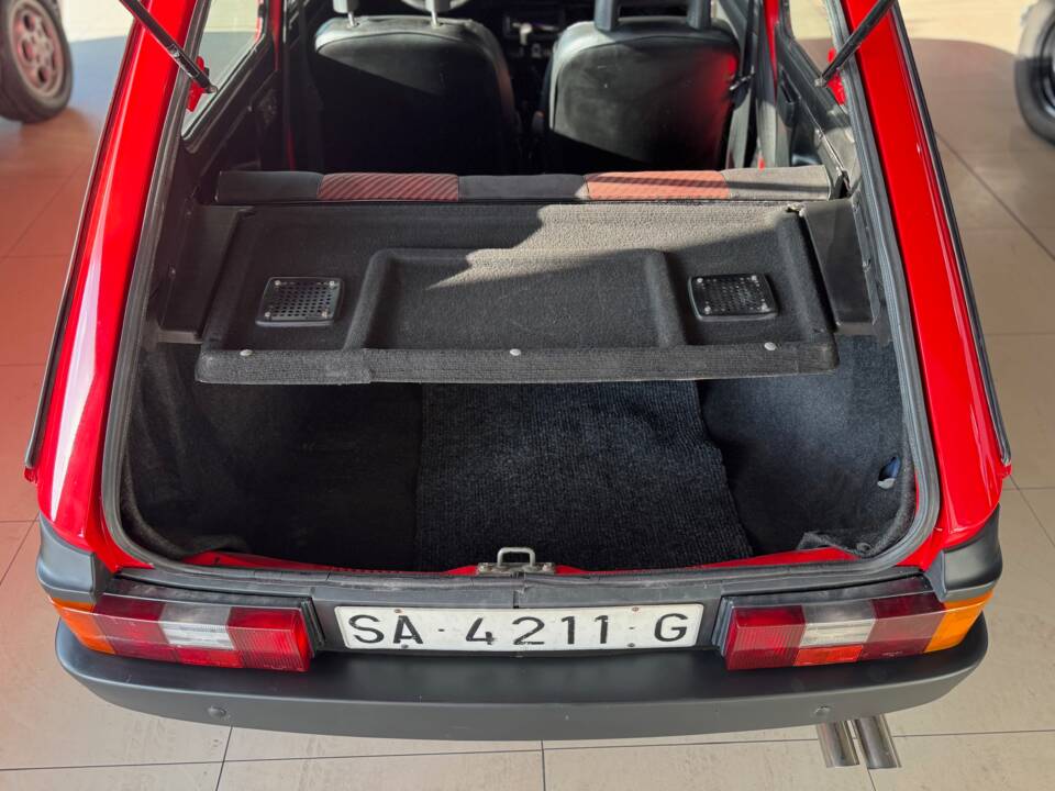 Bild 11/36 von SEAT Fura (1983)