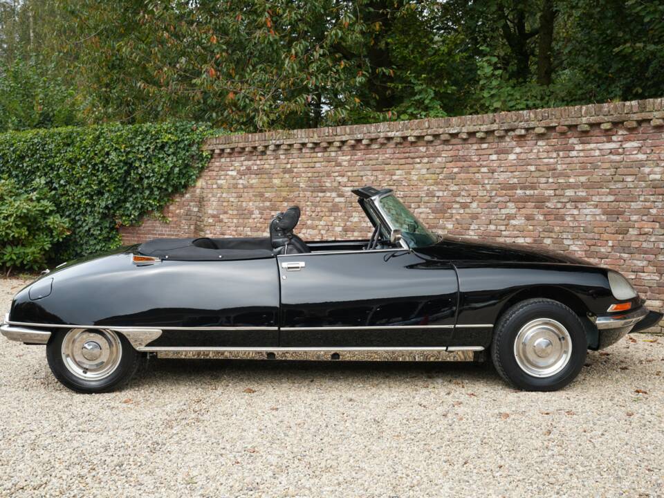 Image 9/50 of Citroën DS 23 Injection (1973)