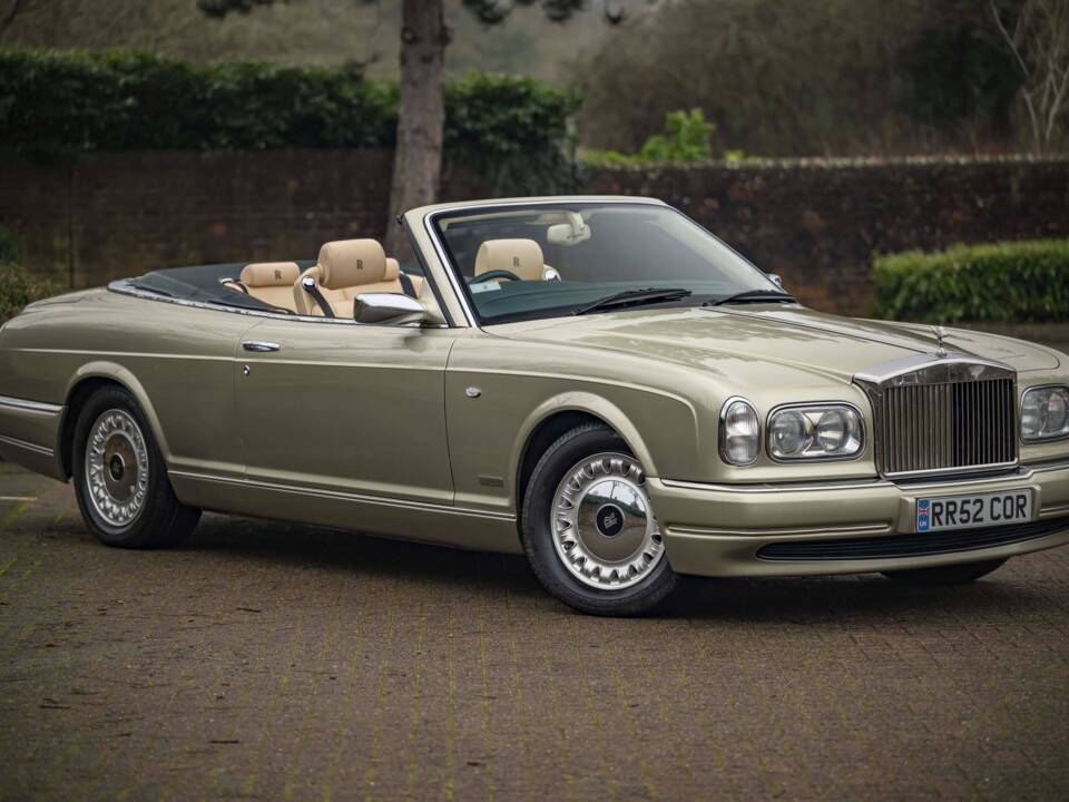 Imagen 1/8 de Rolls-Royce Corniche V (2002)