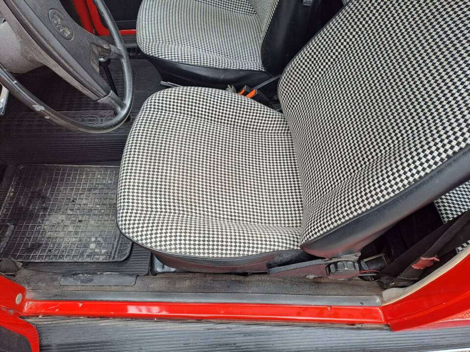 Immagine 26/33 di Volkswagen Beetle 1200 L (1980)