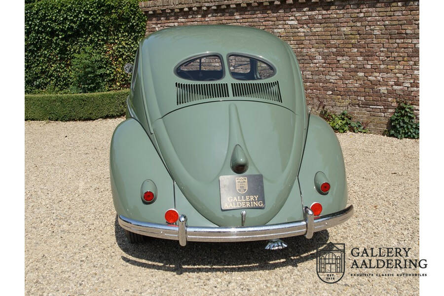 Image 44/50 of Volkswagen Beetle 1100 Standard (Brezel) (1951)