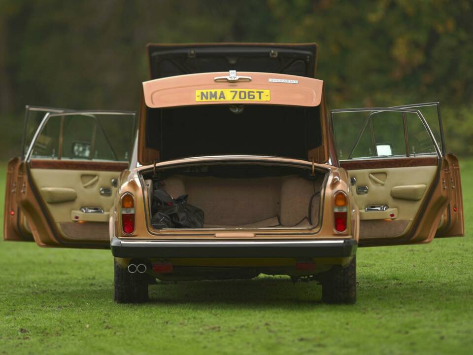 Bild 17/50 von Rolls-Royce Silver Shadow II (1979)