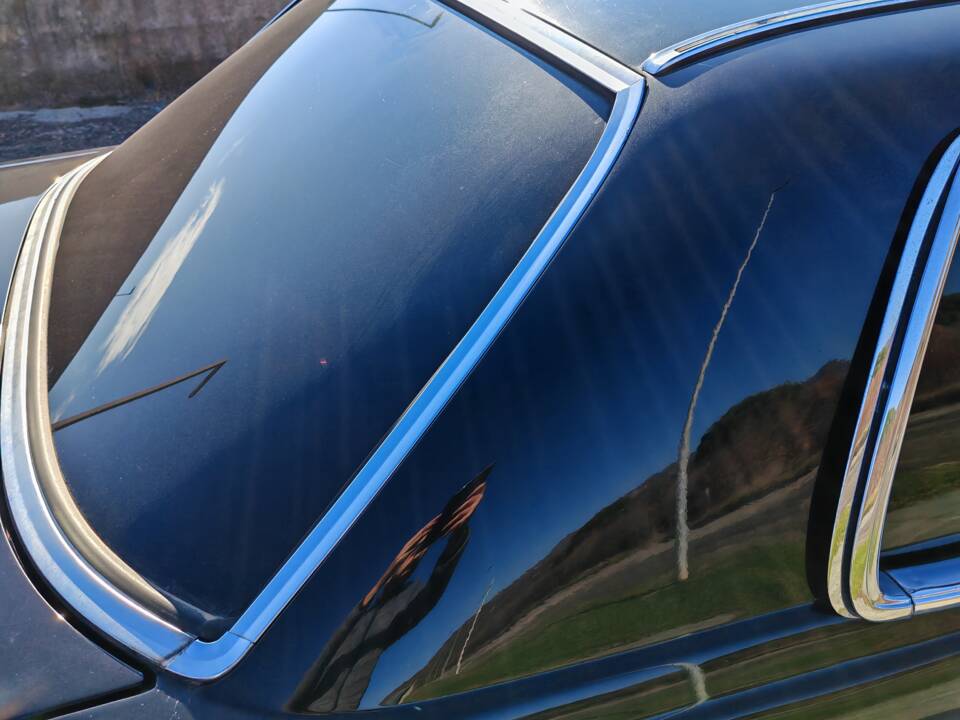 Bild 27/42 von Mercedes-Benz 250 C (1970)