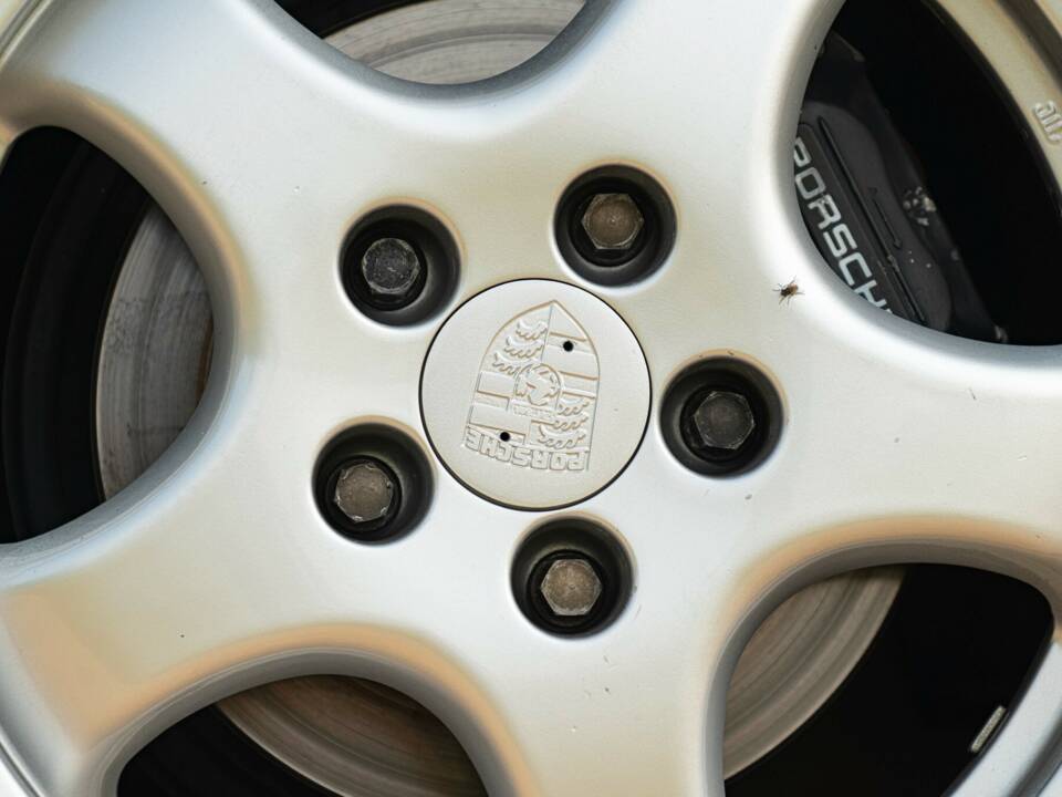 Bild 42/50 von Porsche 911 Carrera 2 (1991)