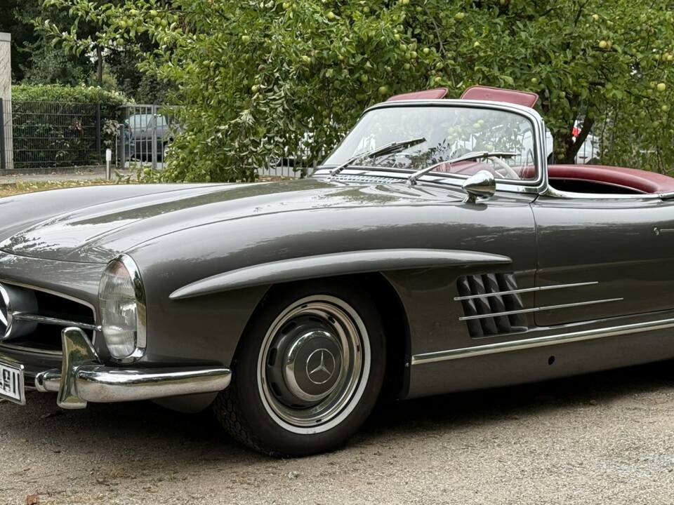 Image 6/19 of Mercedes-Benz 300 SL Roadster (1958)