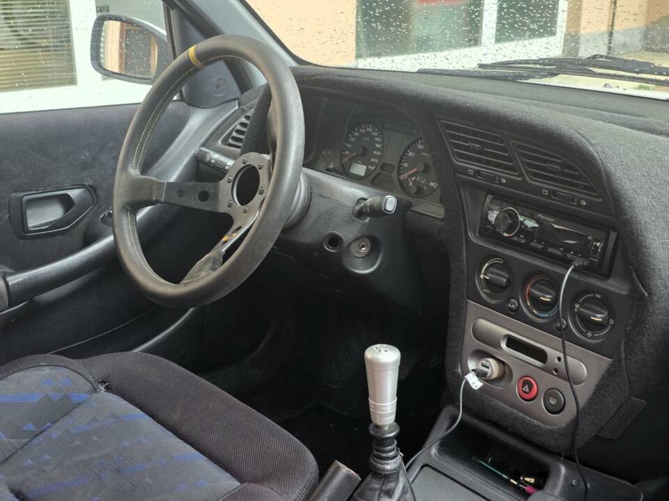Immagine 13/30 di Peugeot 306 2.0i GTi6 (1997)