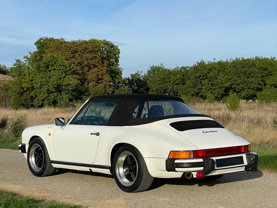 Bild 12/15 von Porsche 911 Carrera 3.2 (1985)