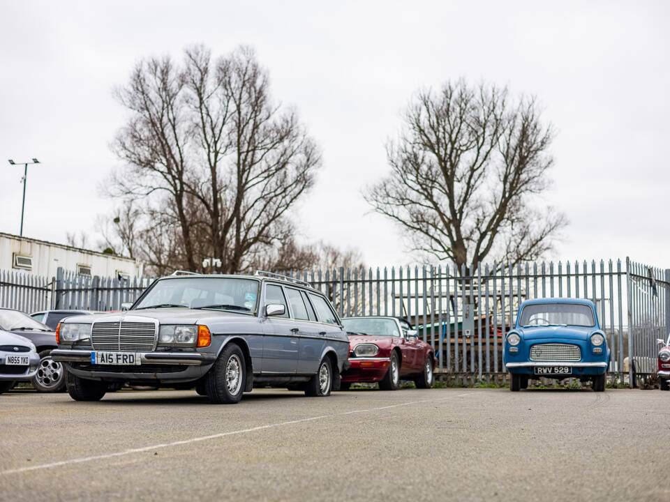 Bild 15/50 von Mercedes-Benz 280 TE (1983)