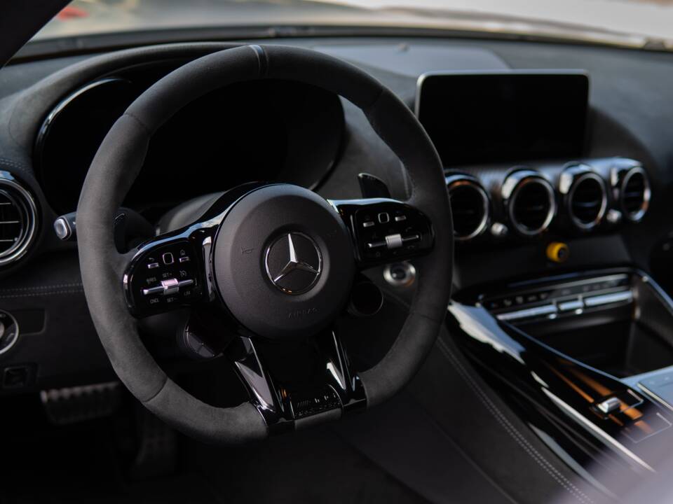 Image 24/37 of Mercedes-AMG GT Black Series (2022)