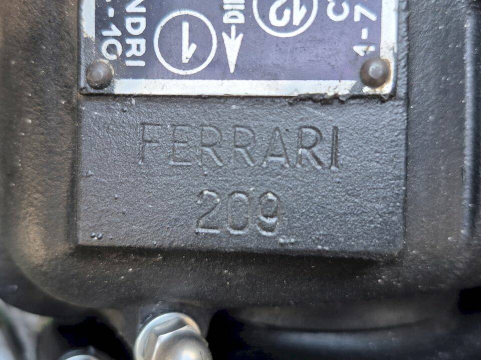 Imagen 66/66 de Ferrari 330 GT 2+2 (1964)