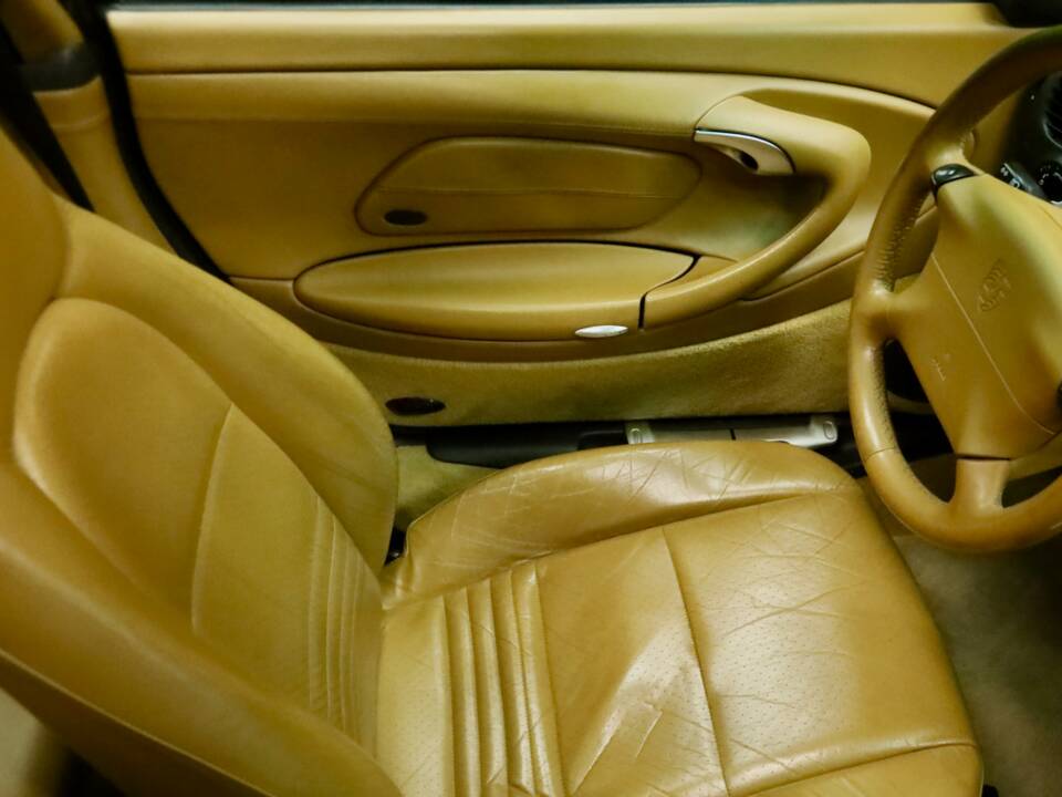 Image 48/50 de Porsche 911 Carrera (1999)