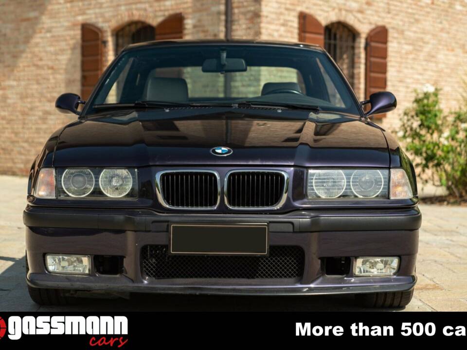 Immagine 2/15 di BMW 320i (1997)