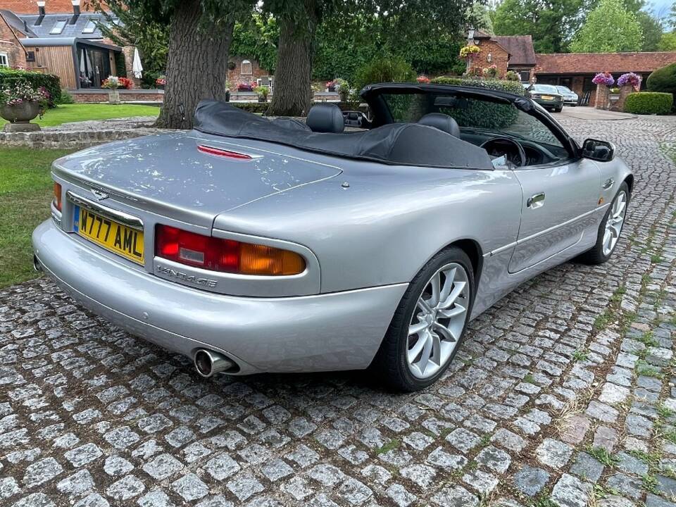 Bild 11/24 von Aston Martin DB 7 Vantage Volante (2000)