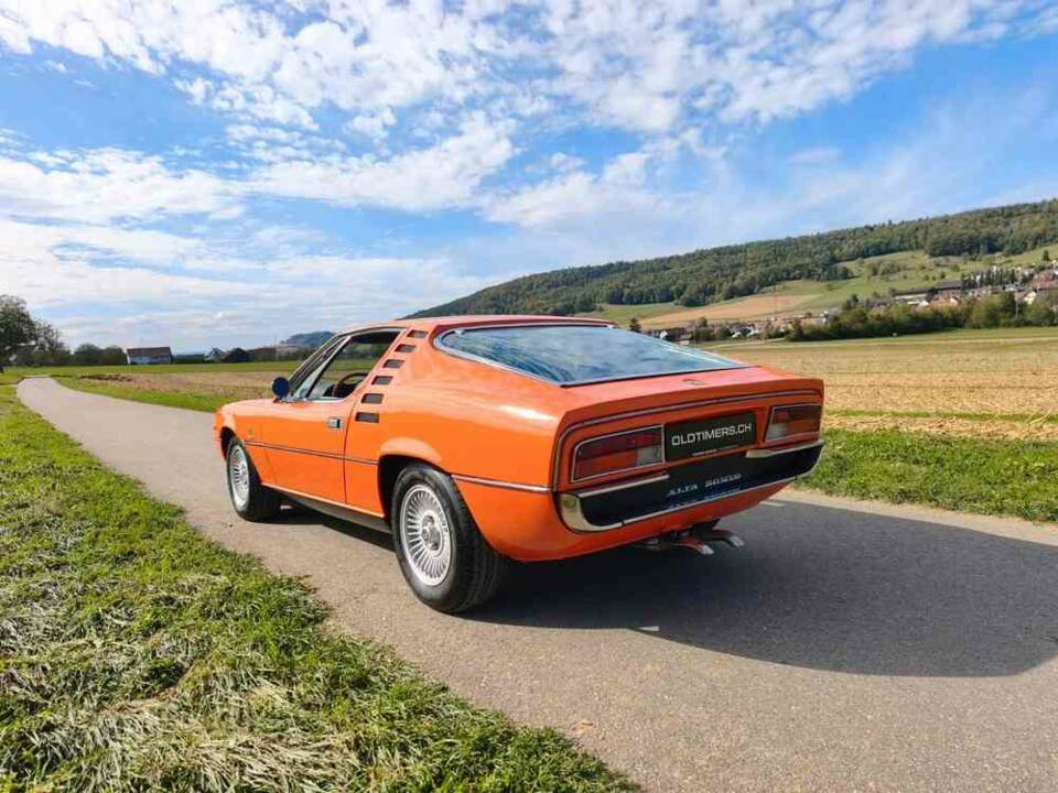 Image 2/31 de Alfa Romeo Montreal (1975)