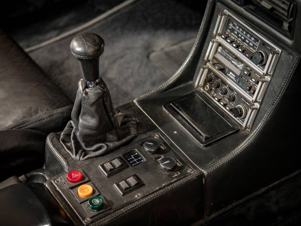 Image 15/22 of BMW M1 (1981)