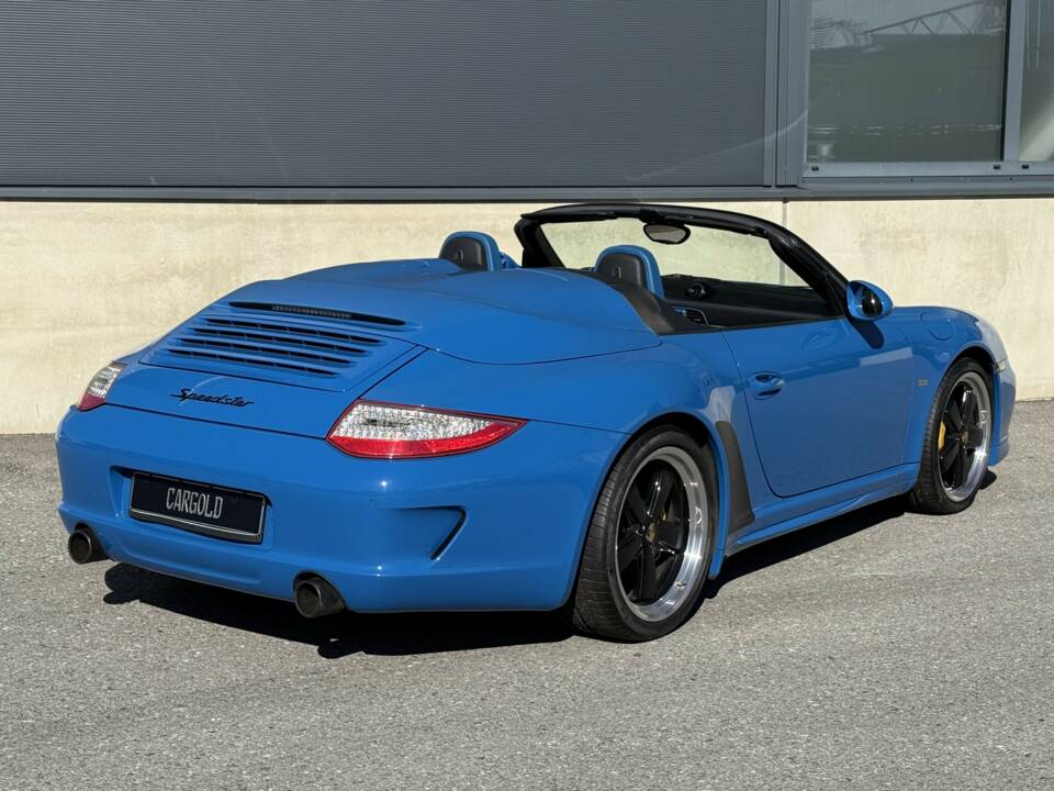 Image 27/37 of Porsche 911 Speedster (2010)