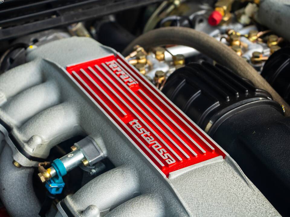 Image 24/37 of Ferrari Testarossa (1988)