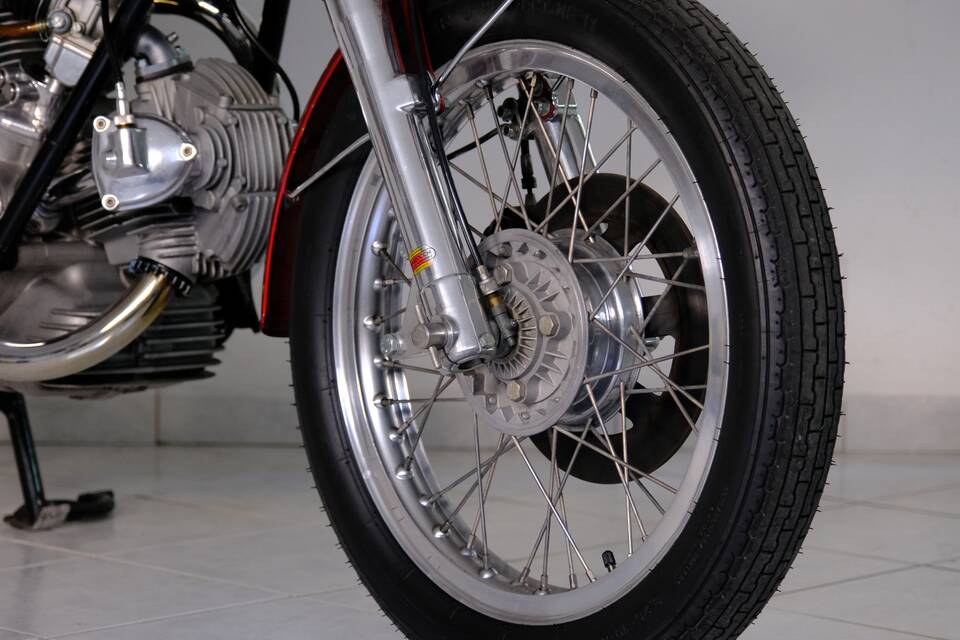 Immagine 17/96 di Ducati 750 GT (1974)