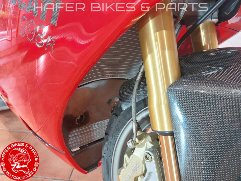 Immagine 23/58 di Ducati 998 R (2002)
