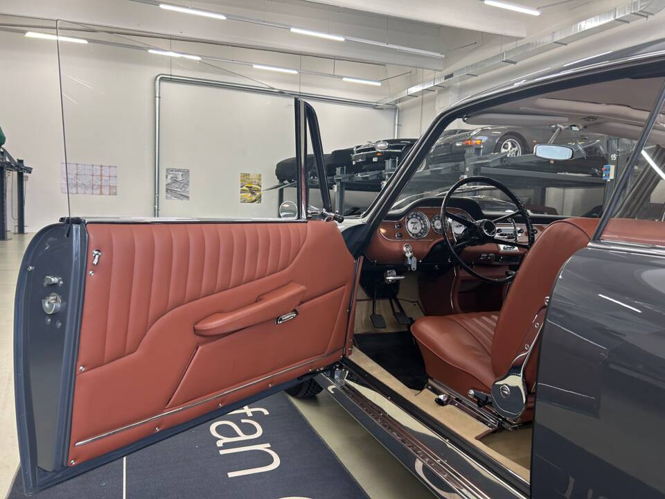 Image 9/37 of BMW 3200 CS (1964)