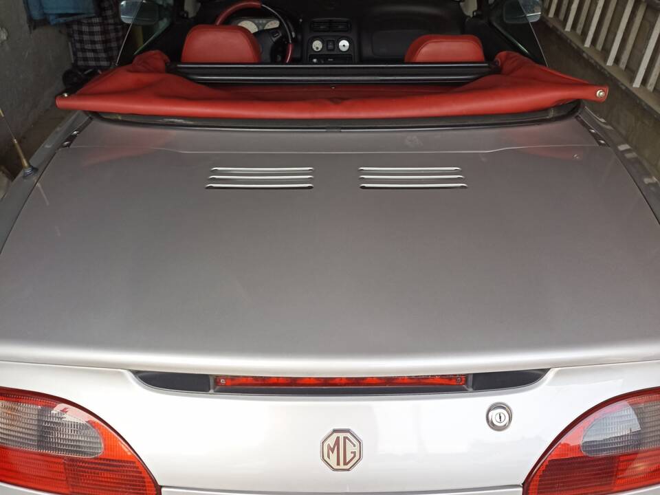 Bild 15/16 von MG F 1.8i (1999)