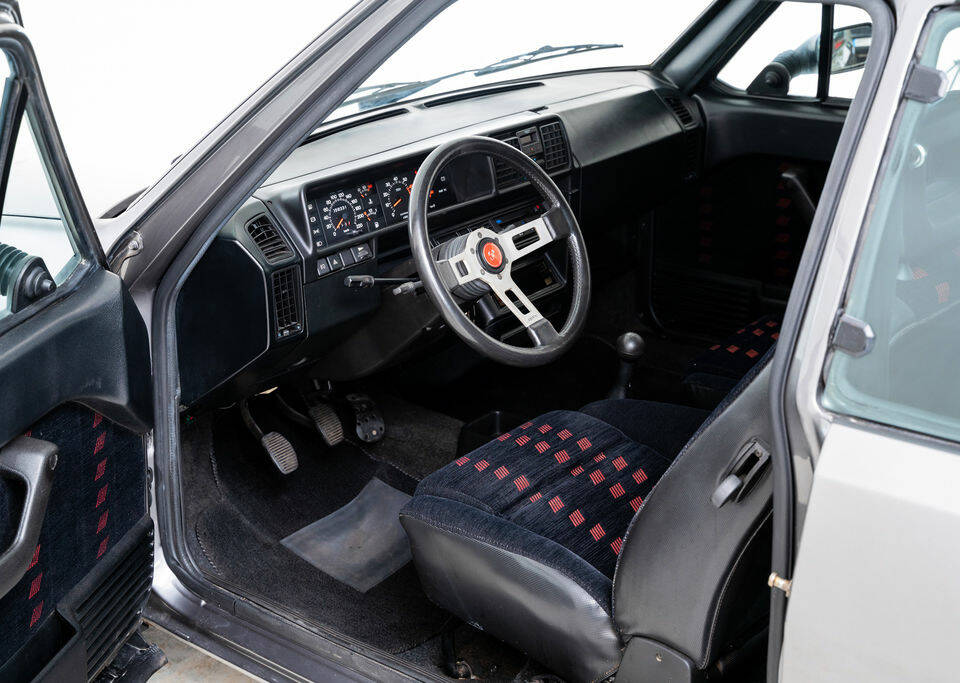 Imagen 5/6 de FIAT Ritmo 130 TC Abarth (1986)