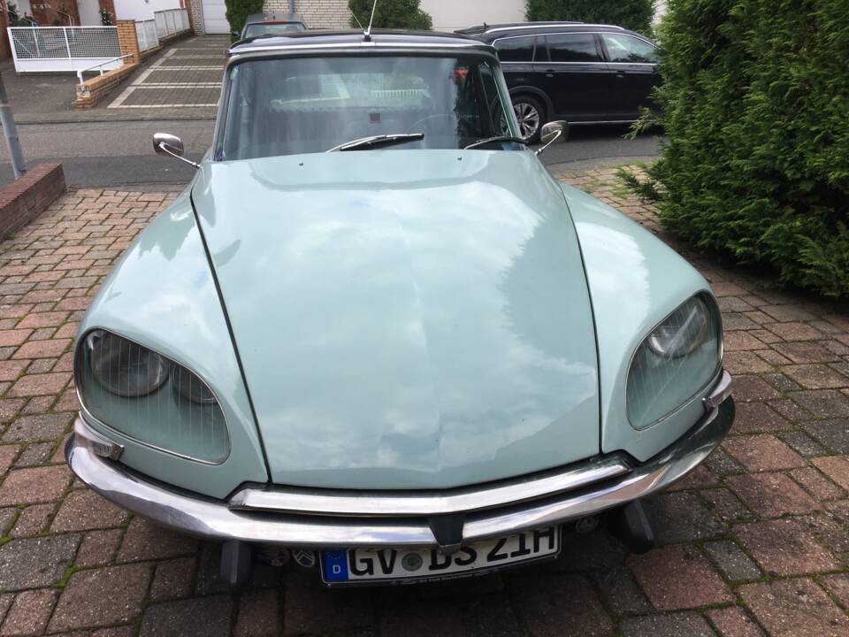 Image 45/95 of Citroën DS 21 Pallas (1973)