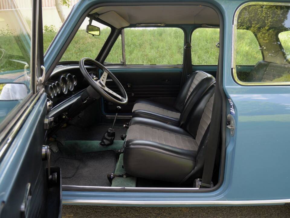 Bild 17/32 von Innocenti Mini Cooper 1300 (1973)