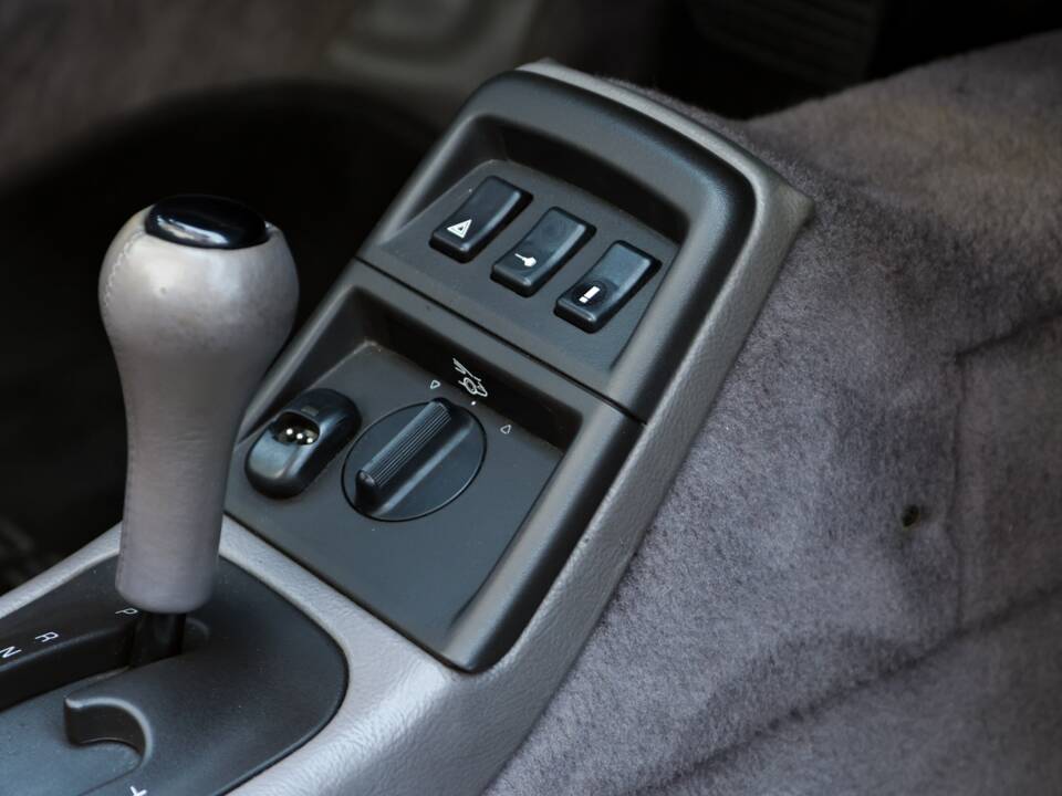 Image 27/46 of Porsche 911 Carrera 2 (1991)