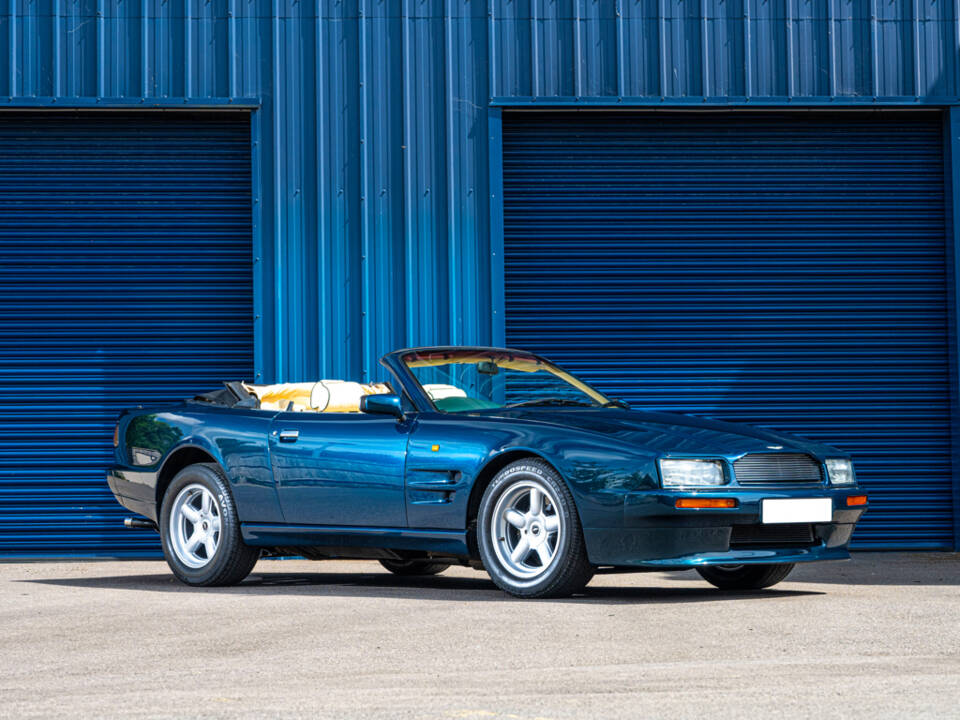 Image 1/36 de Aston Martin Virage Volante (1995)